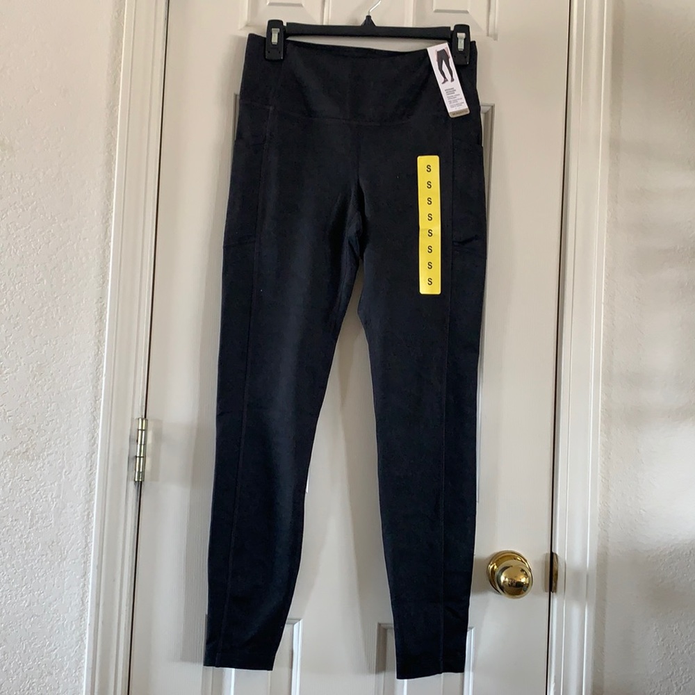 Mondetta leggings.